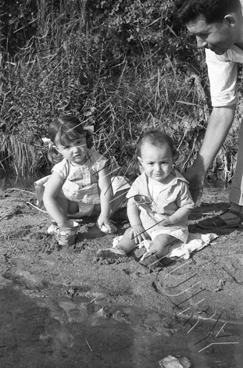 Bañistas en la zona del Palo, Malpica de Tajo en 1958