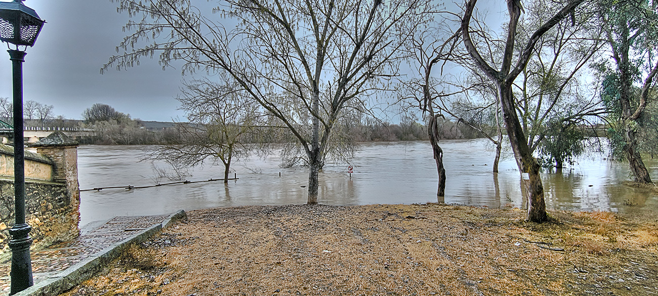 Nivel de las aguas del río Tajo en la fuente de los Tres Caños del 22-03-25 Nivel de las aguas del río Tajo en la fuente de los Tres Caños del 22-03-25