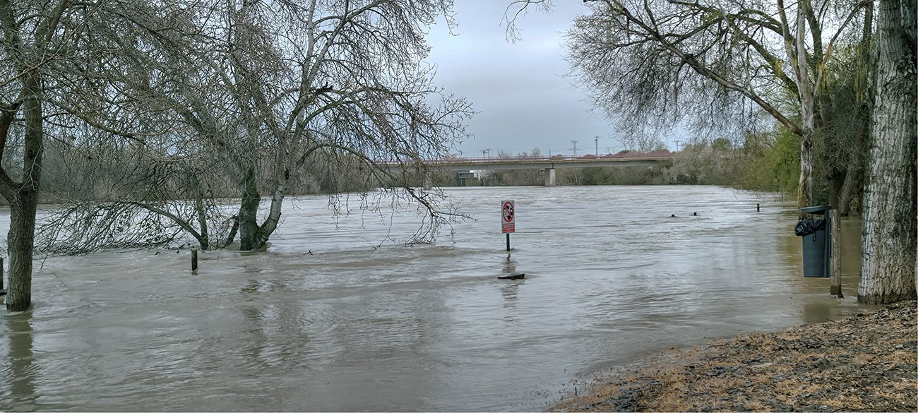 Nivel de las aguas del río Tajo en la fuente de los Tres Caños del 22-03-25 Nivel de las aguas del río Tajo en la fuente de los Tres Caños del 22-03-25