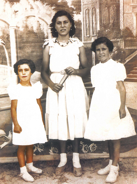 Visi, Cheli y Manola Moyano