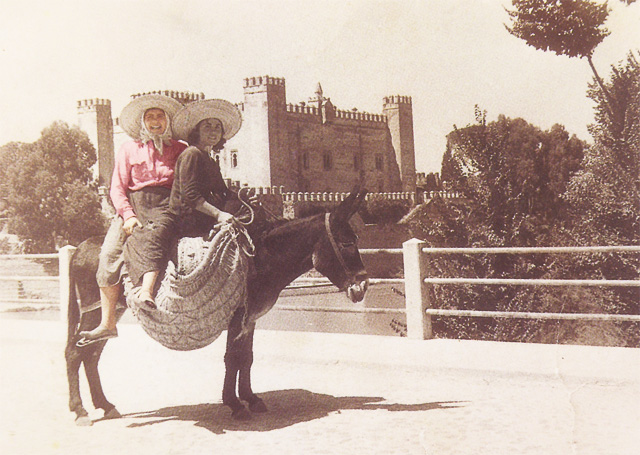 Al curro en burro