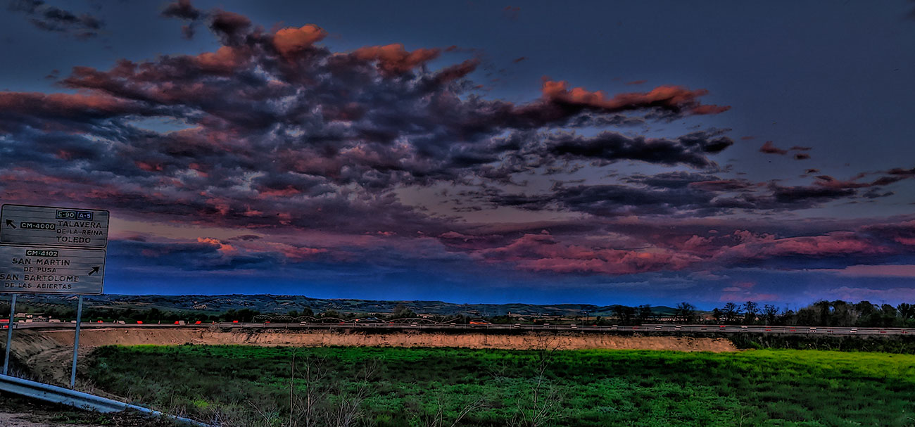 Atardecer en Malpica de Tajo el 14 del 04 de 2022 -2