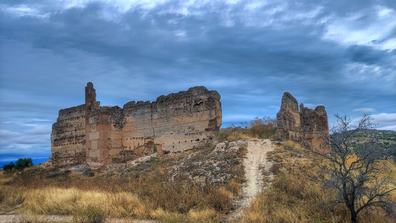 Vano de la torre sur y muralla SO. del Castillo Villaba - Cebolla - Malpica de Tajo