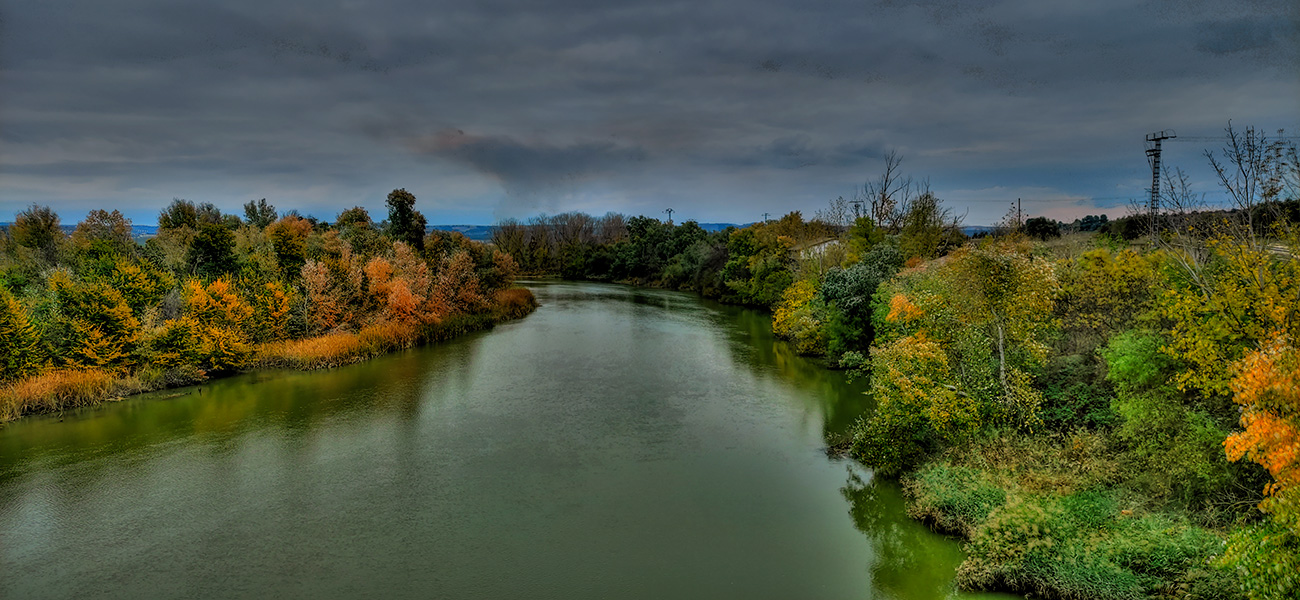 Río Tajo arriba desde el puente nuevo en Malpica de Tajo Río Tajo arriba desde el puente nuevo en Malpica de Tajo