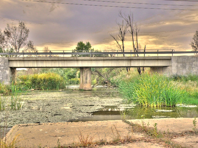 Puente sobre el Pusa, carrtera Malpica de Tajo a Bernuy