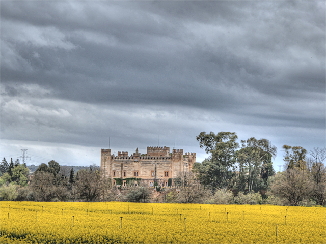 Castillo de Malpica de Tajo en la primavera de 2013