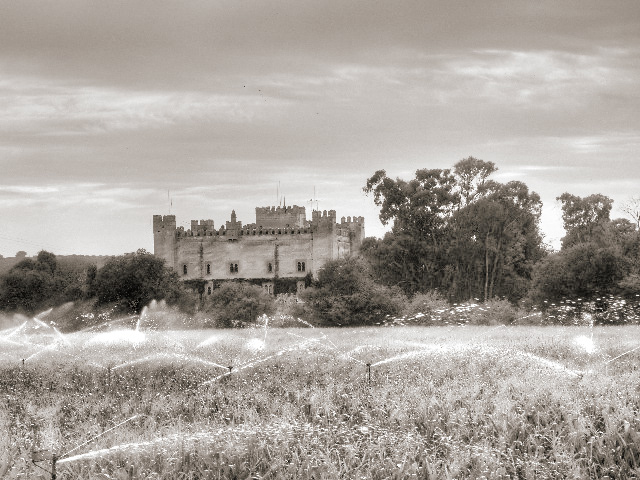Vista del castillo del duque de Arión