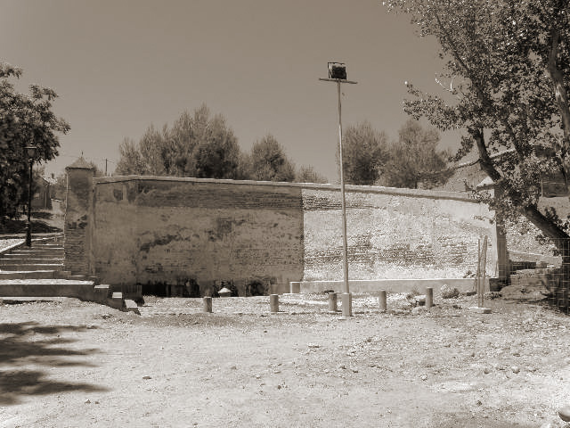 La fuente de los tres caos en Malpica de Tajo