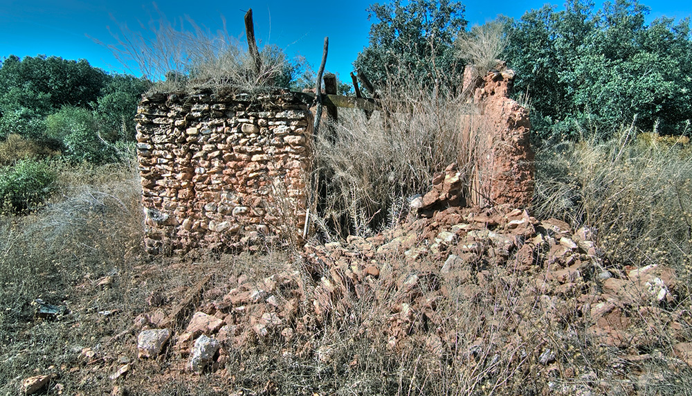 Caseta del tío Sevlla en las caleras de Pajarquemao Caseta del tío Sevlla en las caleras de Pajarquemao