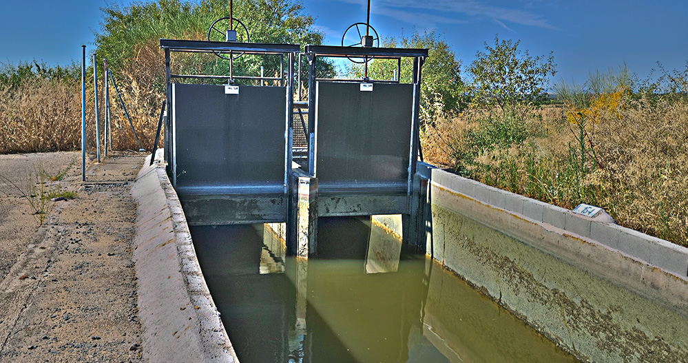 Sifón intercambiador del canal de Castrejón en Bernuy Sifón intercambiador del canal de Castrejón en Bernuy